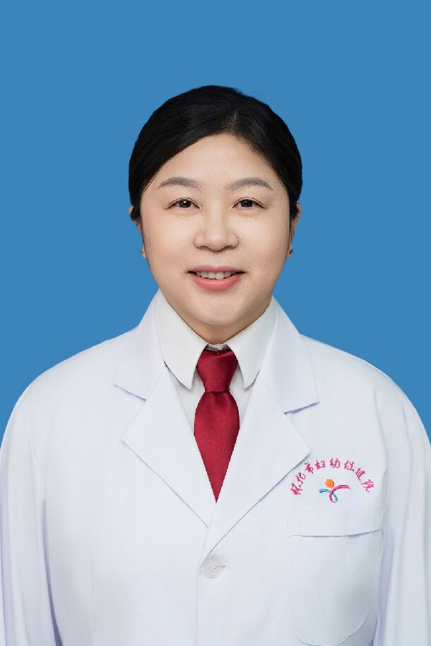 DAP03392李昕 工號6060 副主任醫(yī)師.jpg