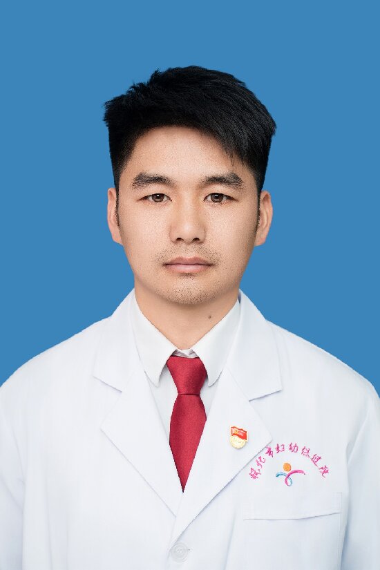 1763693154637515.jpg DAP06054鄧順容工號1058 副主任醫(yī)師 黨員.jpg